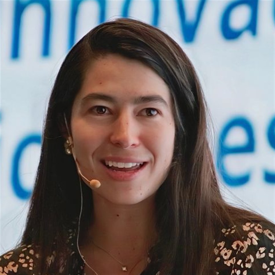 Manola Zabalza Aldama, Panelista 333 Íconos de México 2026